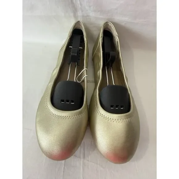 Amazon Essentials Women's Gold Ballet Flat Shoes Size 8W NWT - Picture 3 of 8